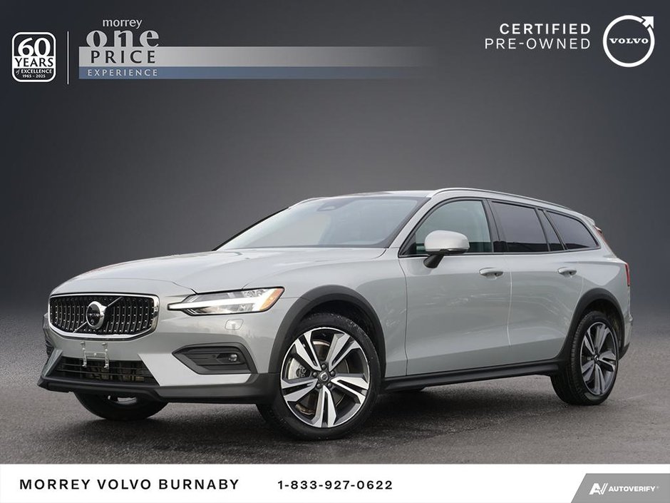 2024 Volvo V60 Cross Country AWD PLUS MODEL + NO ACCIDENTS-0