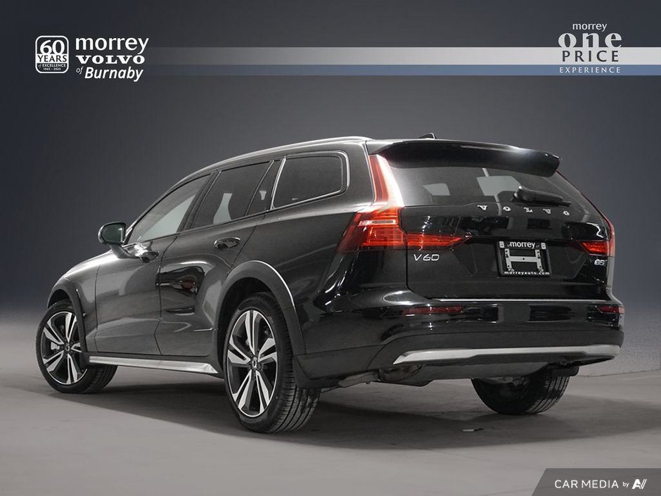 2025 Volvo V60 Cross Country Ultra-3