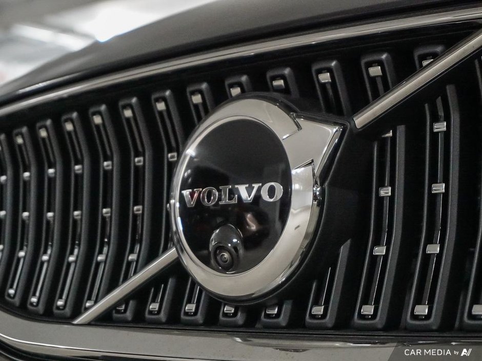 2025 Volvo V60 Cross Country Ultra-8