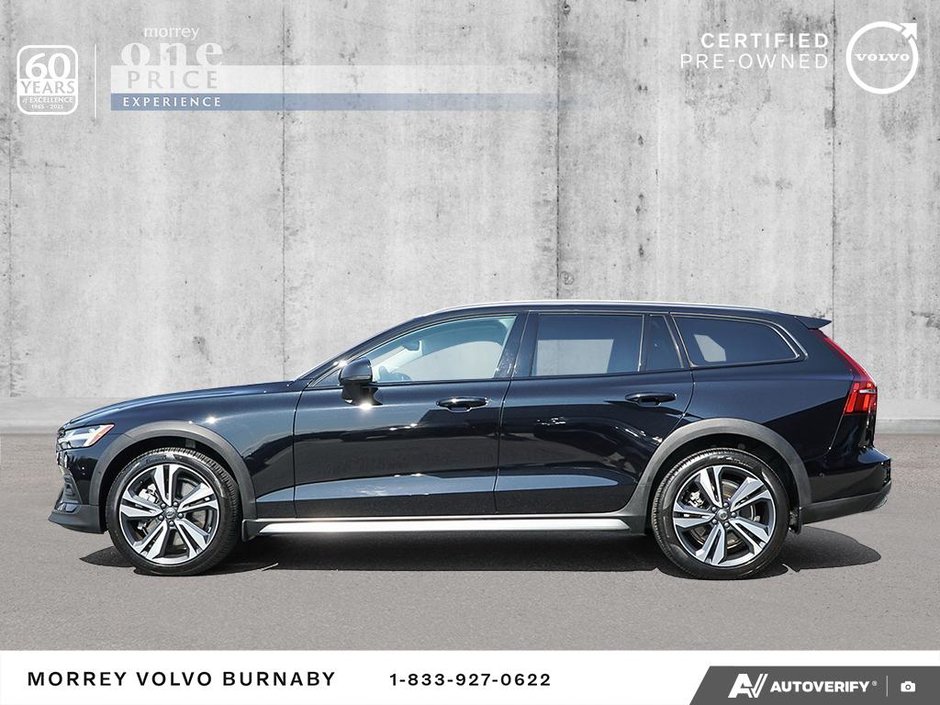 2025 Volvo V60 Cross Country Ultra | Bowers & Wilkins | 19 RIMS-3