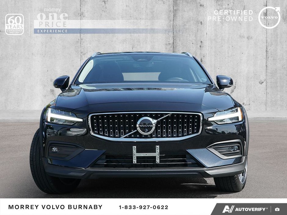 2025 Volvo V60 Cross Country Ultra | Bowers & Wilkins | 19 RIMS-2
