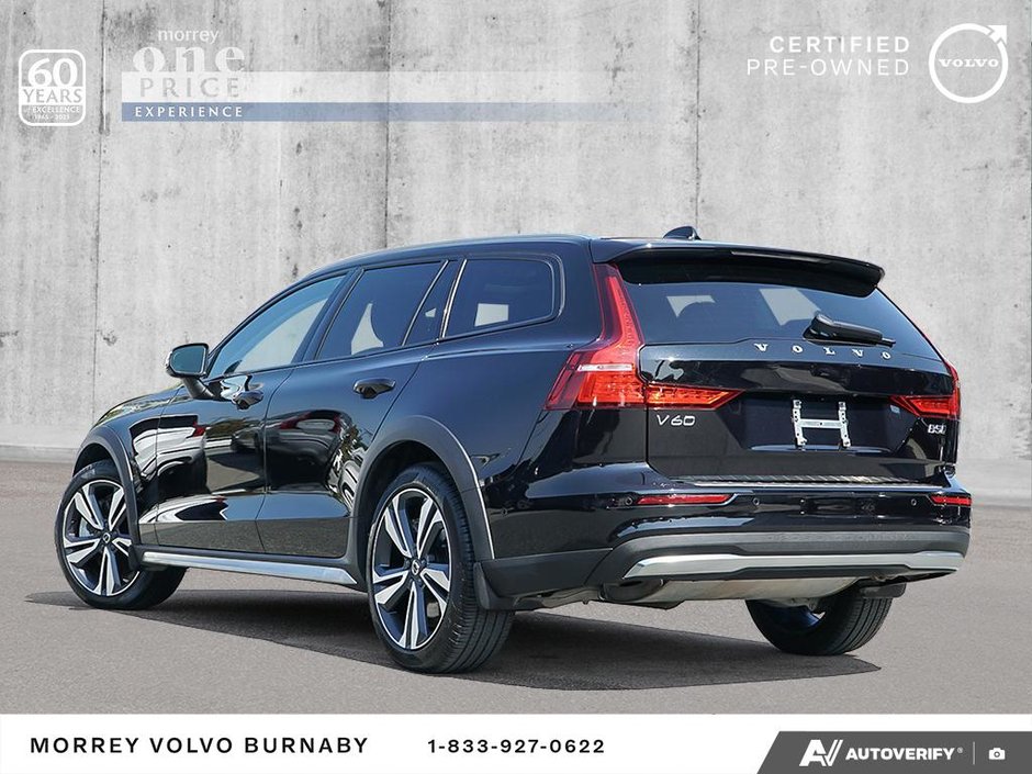 2025 Volvo V60 Cross Country Ultra | Bowers & Wilkins | 19 RIMS-4