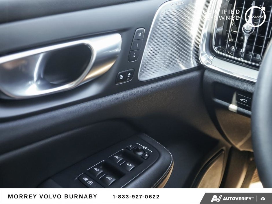 2025 Volvo V60 Cross Country Ultra | Bowers & Wilkins | 19 RIMS-21