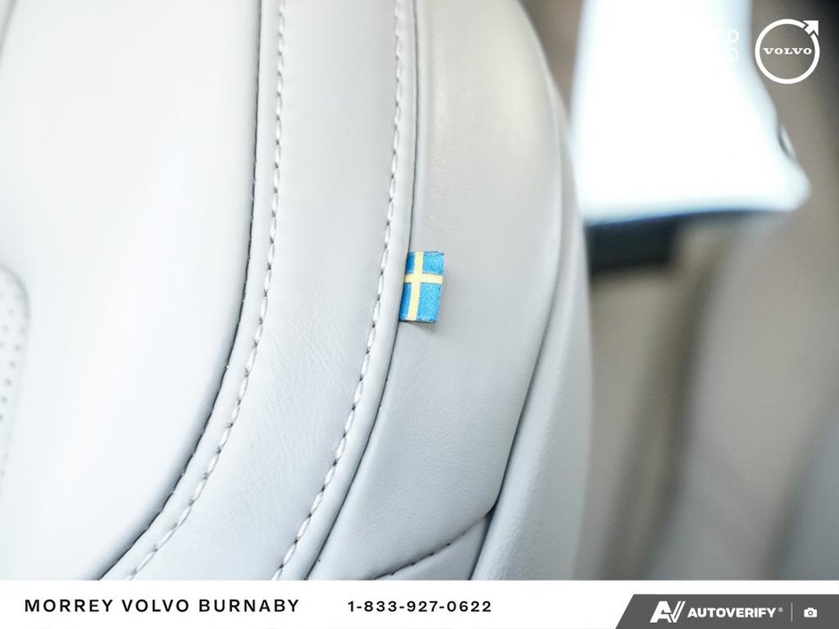 2022 Volvo V90 Cross Country Inscription | Bowers & Wilkins + Massage Seats-25