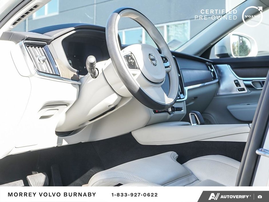 2022 Volvo V90 Cross Country Inscription | Bowers & Wilkins + Massage Seats-16
