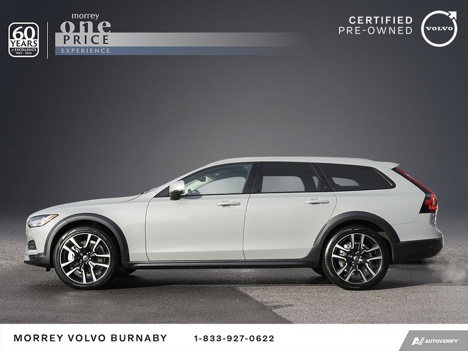 2024 Volvo V90 Cross Country PLUS MODEL + NO ACCIDENTS-3