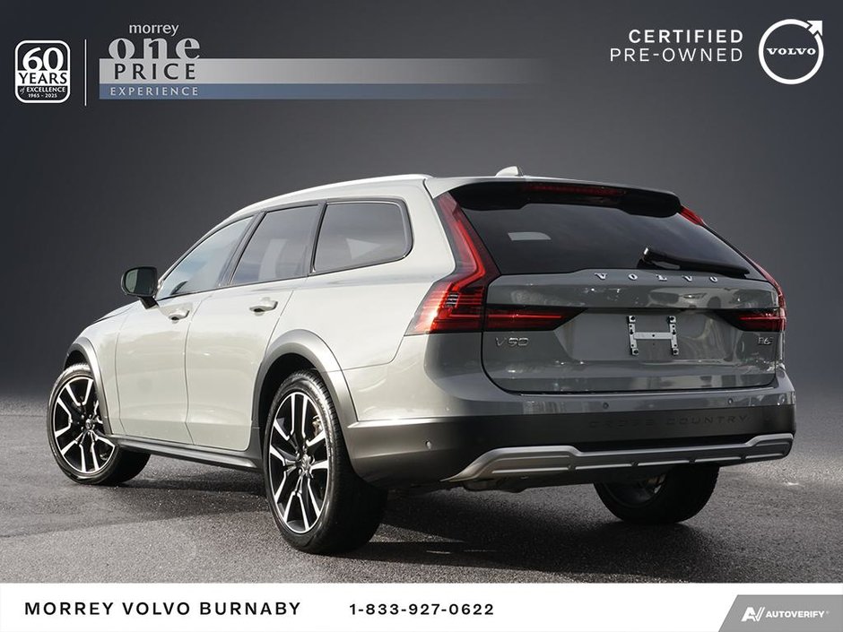 2024 Volvo V90 Cross Country PLUS MODEL + NO ACCIDENTS-4