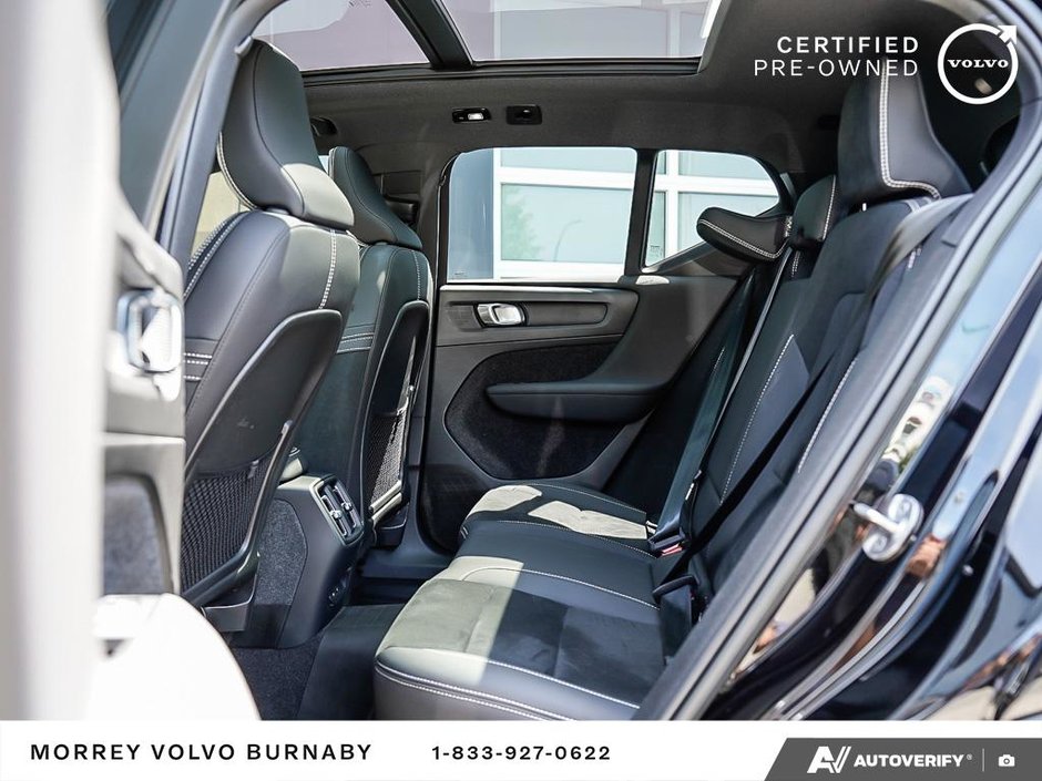 2023 Volvo XC40 Recharge Pure Electric Ultimate | AWD Dual Motor | No Accidents-24