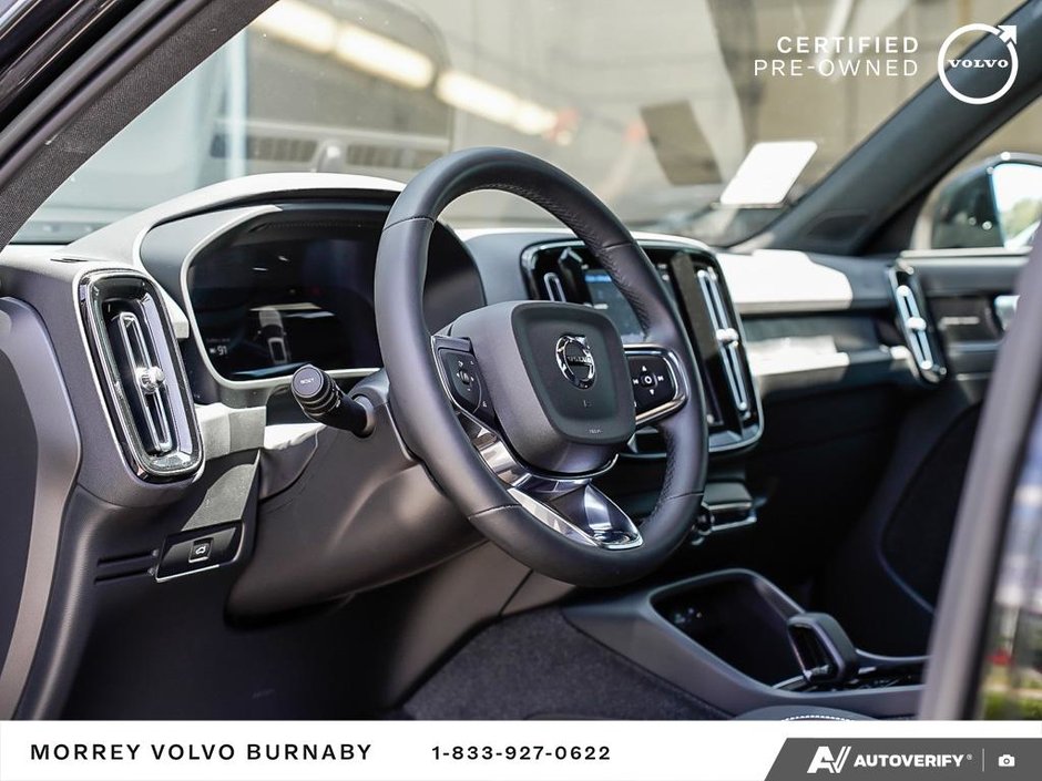 2023 Volvo XC40 Recharge Pure Electric Ultimate | AWD Dual Motor | No Accidents-13