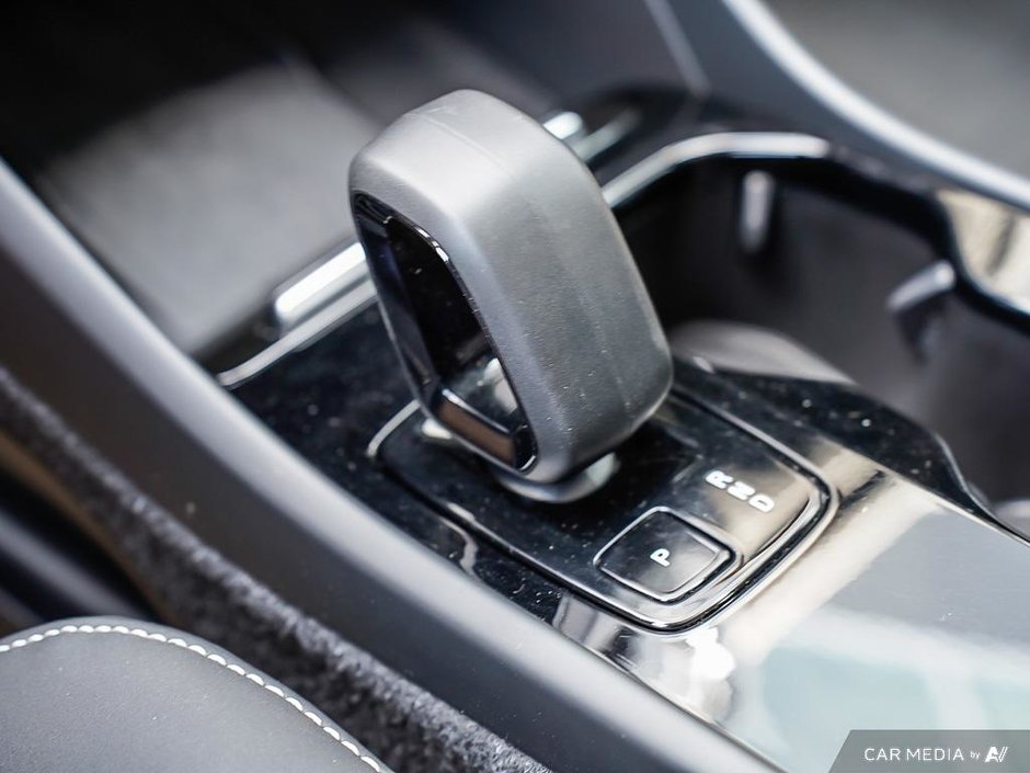 2023 Volvo XC40 Recharge Pure Electric Ultimate | AWD Dual Motor | No Accidents-18