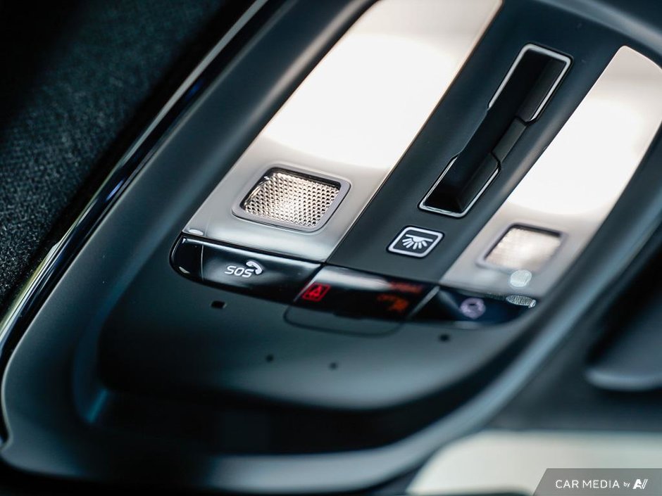 2023 Volvo XC40 Recharge Pure Electric Ultimate | AWD Dual Motor | No Accidents-21