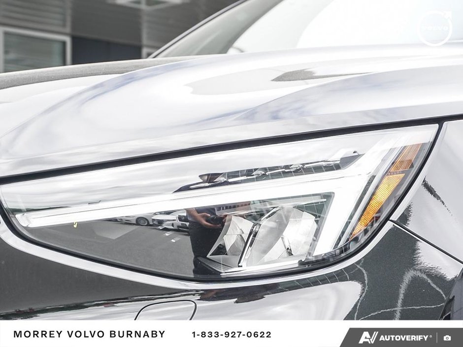 2024 Volvo XC40 Recharge Pure Electric Plus | Local BC | No Accidents | Lease Return-10