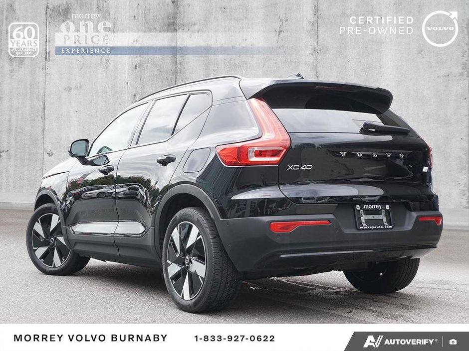 2024 Volvo XC40 Recharge Pure Electric Plus | Local BC | No Accidents | Lease Return-4