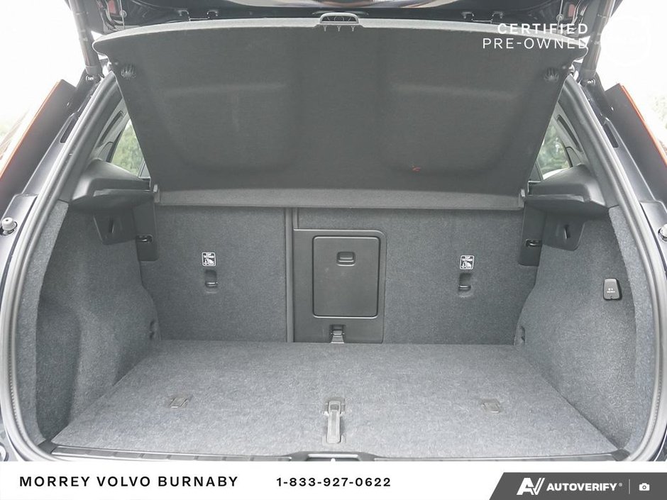 2024 Volvo XC40 Recharge Pure Electric Plus | Local BC | No Accidents | Lease Return-12