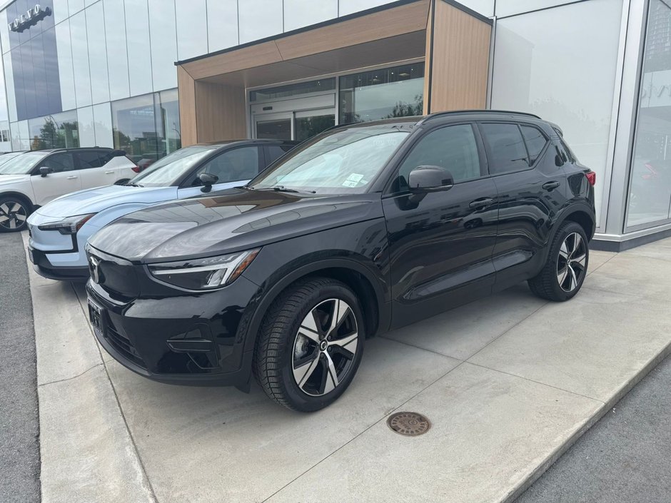 2024 Volvo XC40 Recharge Pure Electric Core-0