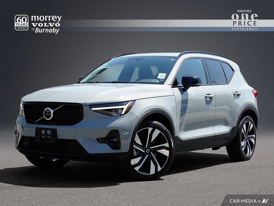 2025 Volvo XC40 Plus Dark Theme | 20 RIMS | Climate Package-0