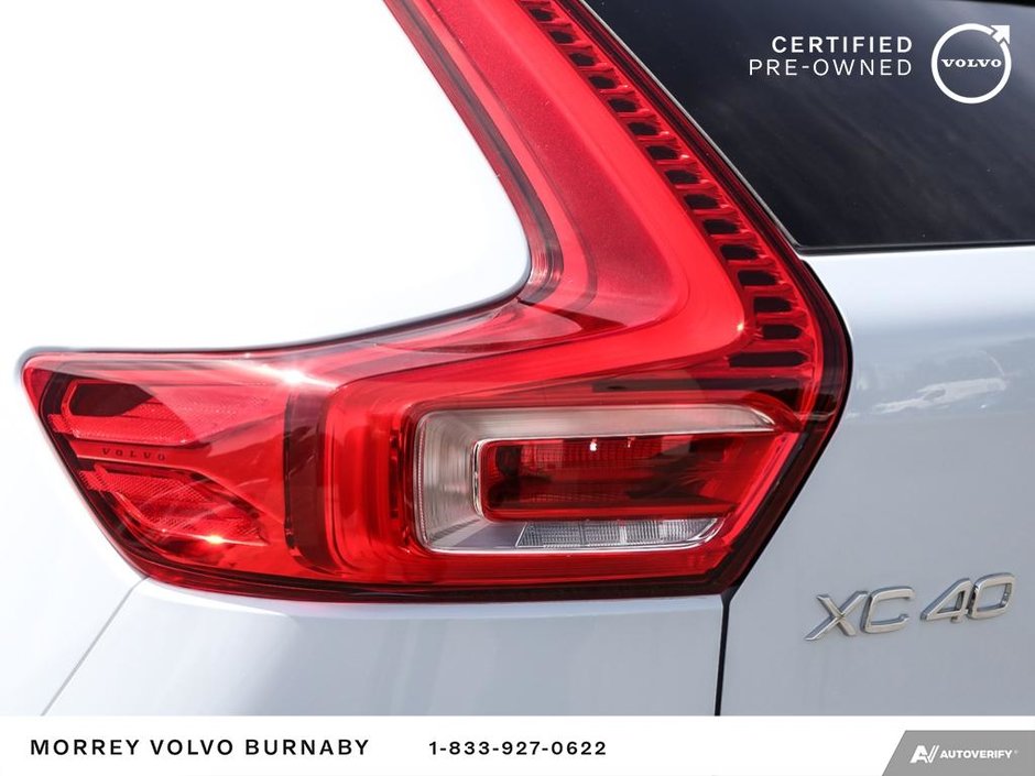 2025 Volvo XC40 Plus | Climate Package | Low Mileage-12