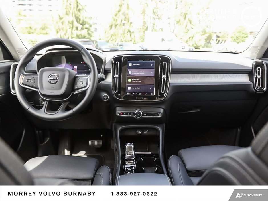 2025 Volvo XC40 Plus | Climate Package | Low Mileage-25