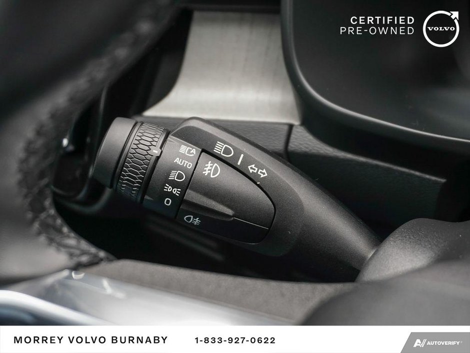 2025 Volvo XC40 Plus | Dark Theme | Climate Package-19
