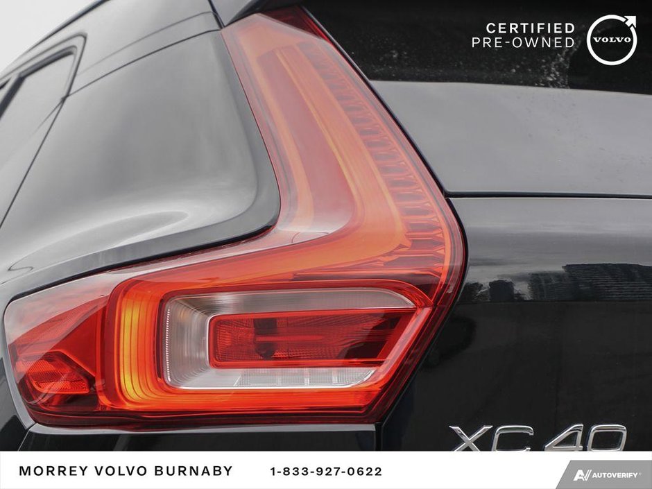 2025 Volvo XC40 Plus | Dark Theme | Climate Package-12