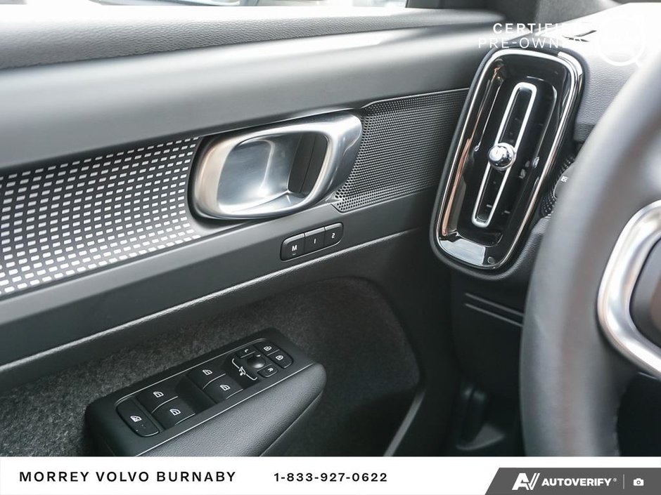 2025 Volvo XC40 Plus | Climate Package-21