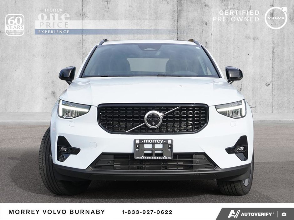 2025 Volvo XC40 Plus | Climate Package-2