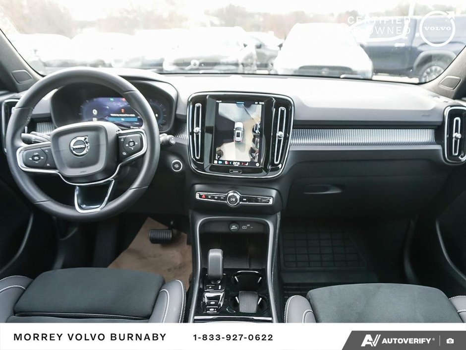2025 Volvo XC40 Plus | Climate Package-14