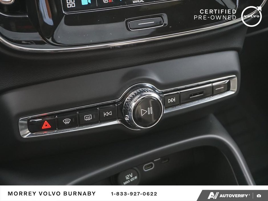 2025 Volvo XC40 Plus | Climate Package-23