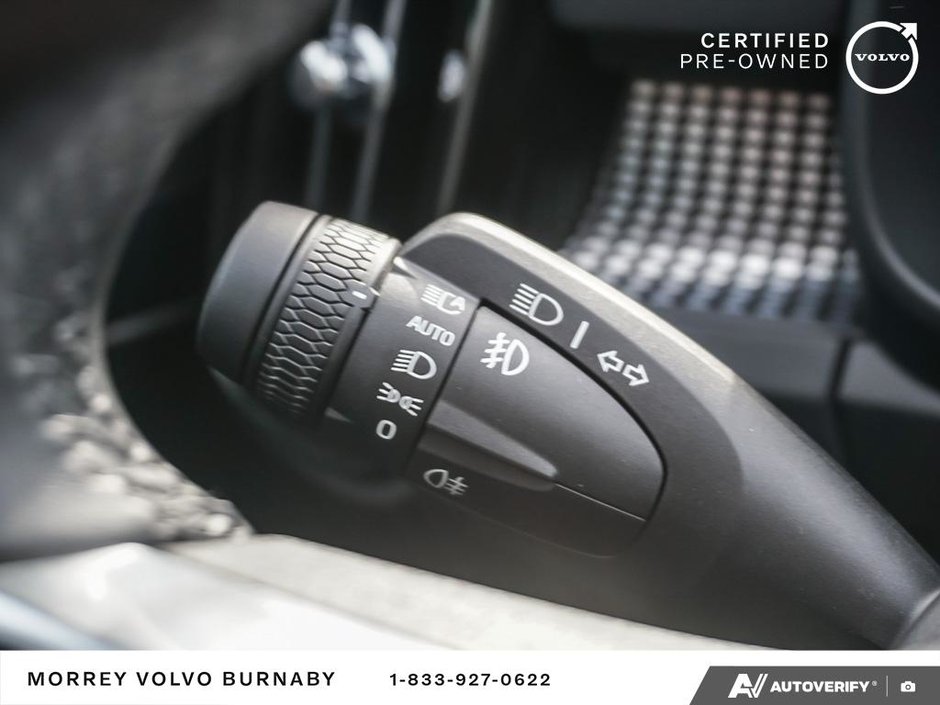 2025 Volvo XC40 Plus | Climate Package-19