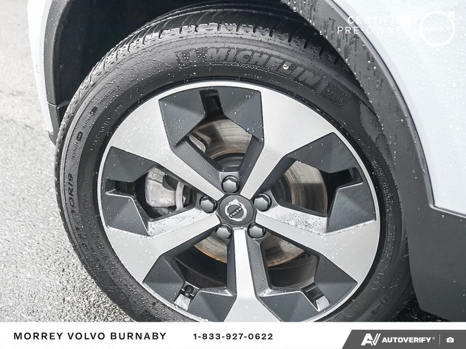 2025 Volvo XC40 Plus | Climate Package | LOCAL BC-6
