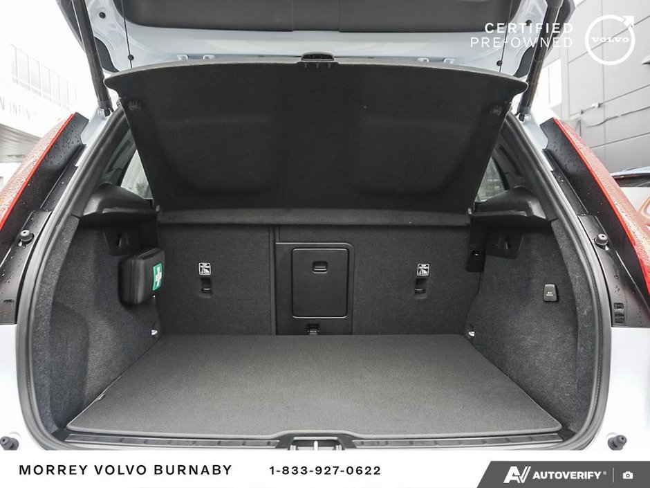 2025 Volvo XC40 Plus | Climate Package | LOCAL BC-12