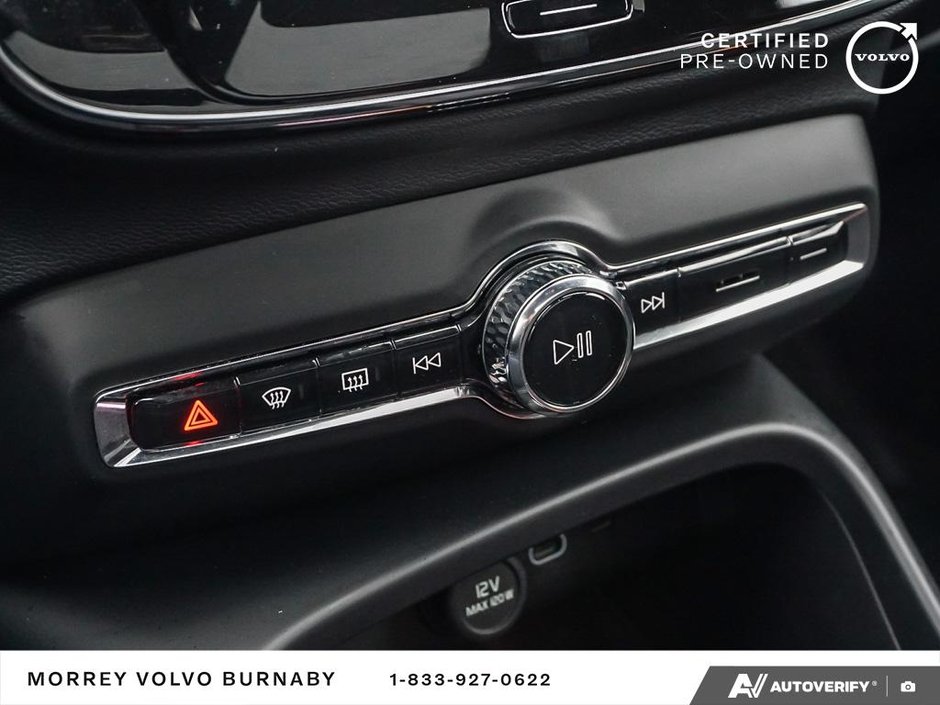 2025 Volvo XC40 Plus | Climate Package | LOCAL BC-23