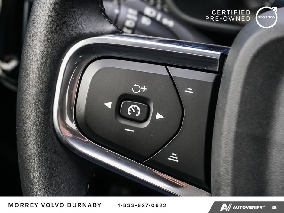 2025 Volvo XC40 Plus | Climate Package | Dark Theme-20