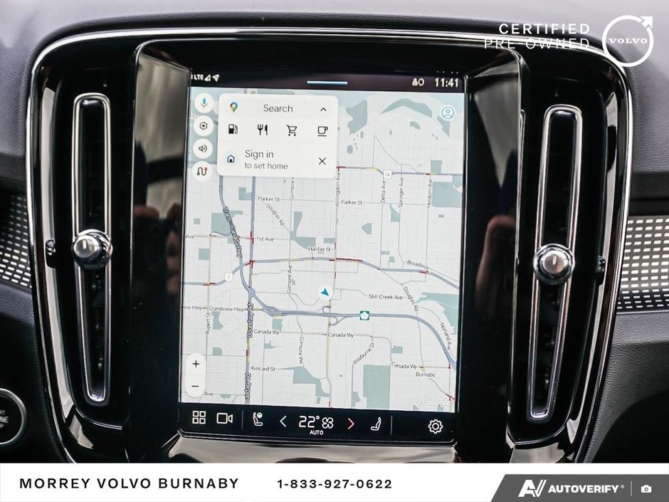 2025 Volvo XC40 Plus | Climate Package | Dark Theme-24