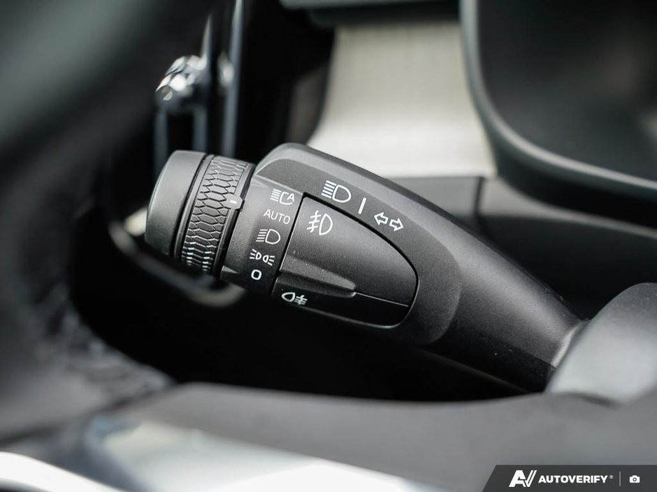 2025 Volvo XC40 Plus ~ Dark Theme | Climate Package-15