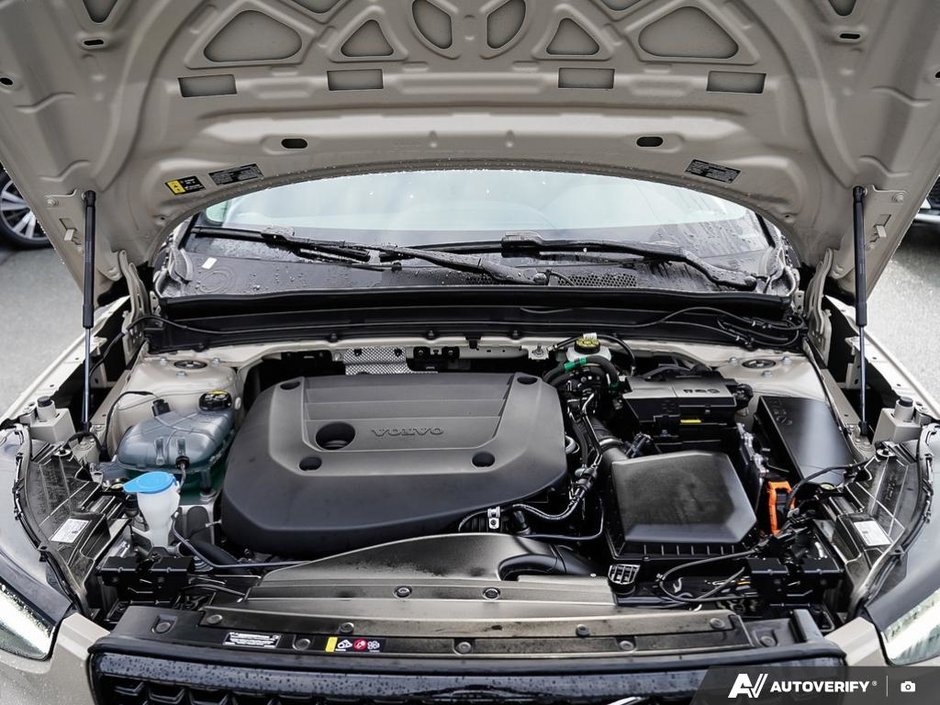 2025 Volvo XC40 Plus ~ Dark Theme | Climate Package-7