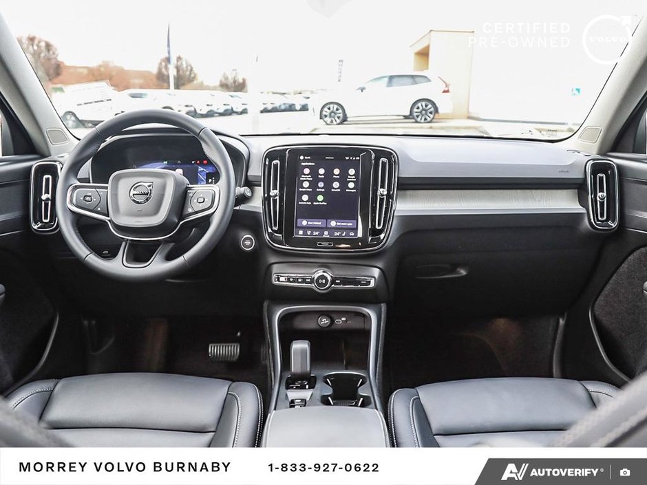2025 Volvo XC40 Core • In Stock - 18,957 KMs ONLY!-25