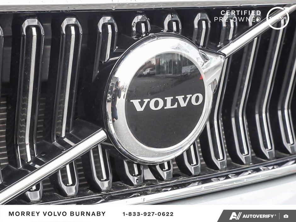 2025 Volvo XC40 Core • In Stock - 18,957 KMs ONLY!-9