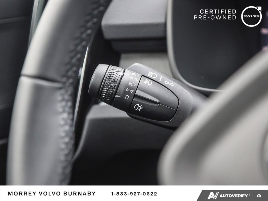 2025 Volvo XC40 Core • In Stock - 18,957 KMs ONLY!-16