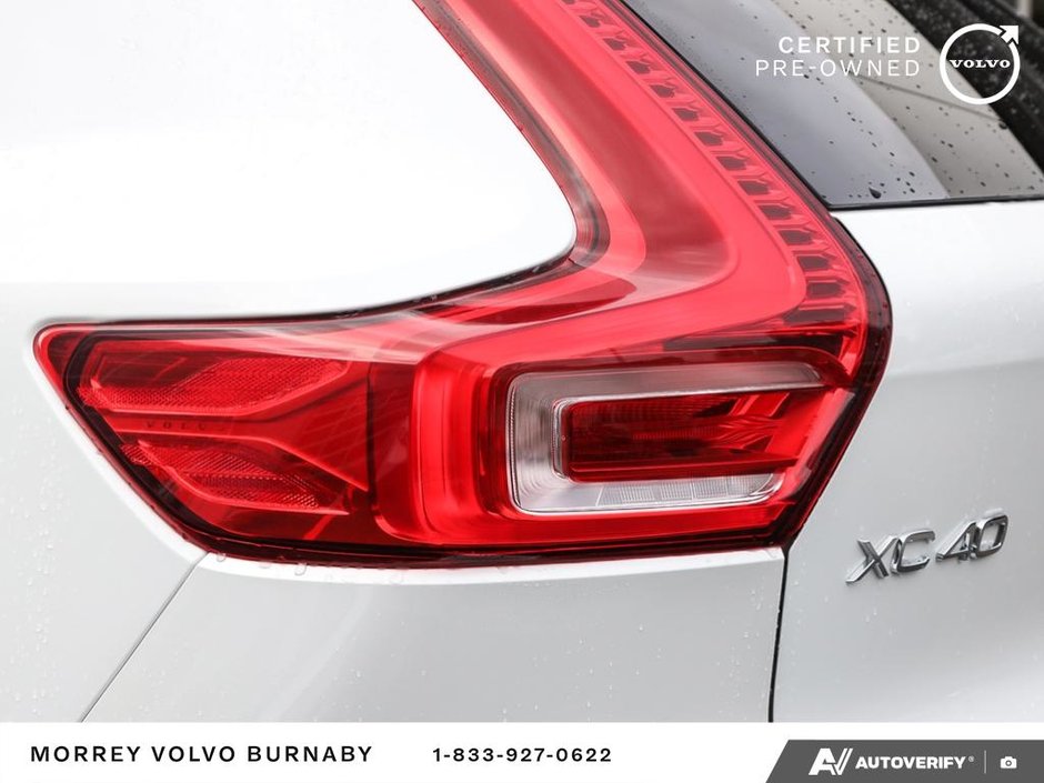 2025 Volvo XC40 Core • In Stock - AWD • Low Mileage-12