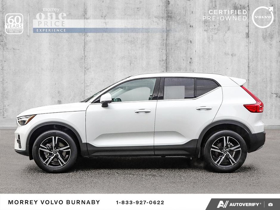 2025 Volvo XC40 Core • In Stock - AWD • Low Mileage-3