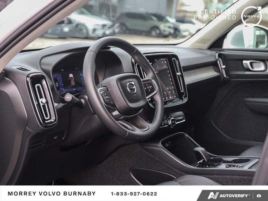 2025 Volvo XC40 Core • In Stock - AWD • Low Mileage-13