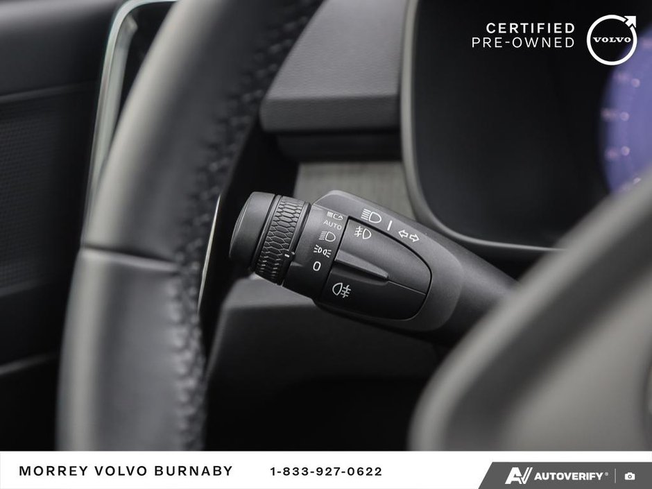 2025 Volvo XC40 Core Bright Theme-16