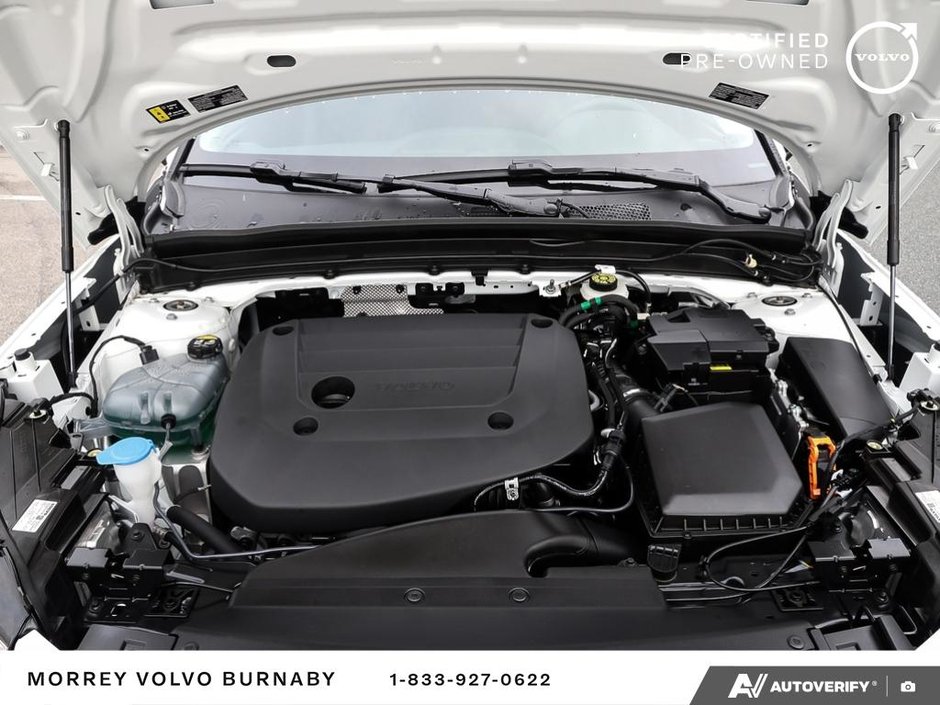 2025 Volvo XC40 Core Bright Theme-8