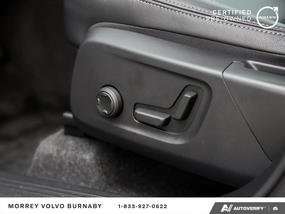 2025 Volvo XC40 Core Bright Theme-27