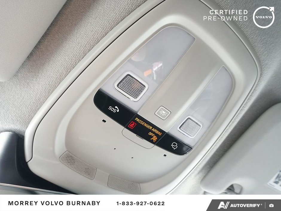 2025 Volvo XC40 Core | Local BC Vehicle – Climate Package-24