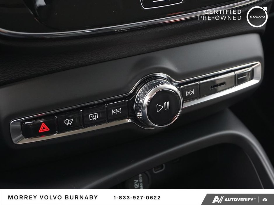 2025 Volvo XC40 Core | Local BC Vehicle – Climate Package-21