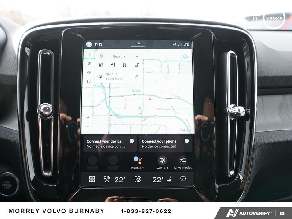 2025 Volvo XC40 Core | Local BC Vehicle – Climate Package-23