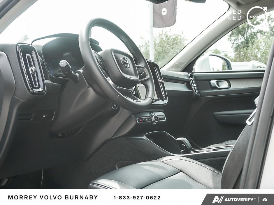 2025 Volvo XC40 Core - Low Kilometres | Climate Package-16