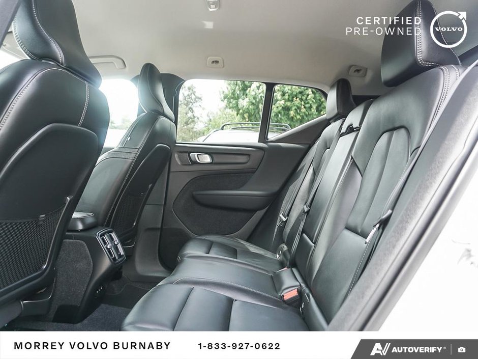 2025 Volvo XC40 Core - Low Kilometres | Climate Package-14